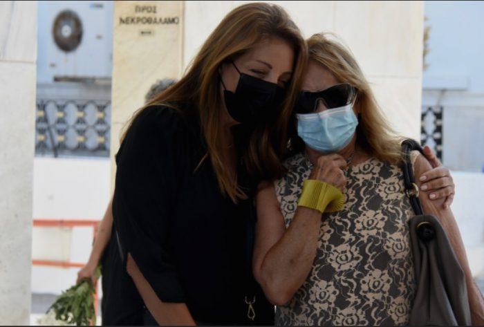 Τόλης Βοσκόπουλος – Σε κλίμα συγκίνησης το μνημόσυνο του τραγουδιστή