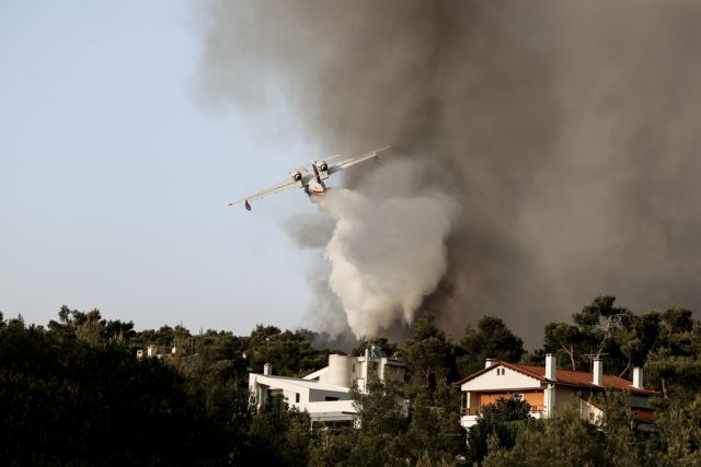 Δέκα μέτρα οικονομικής ενίσχυσης και πέντε άξονες δράσης για τη στήριξη των πυρόπληκτων