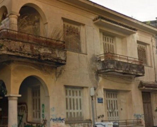 Ο “κατεδαφισμένος πολιτισμός” του Αγρινίου!-Αντιδράσεις για το αρχοντικό Καμποσιώρα