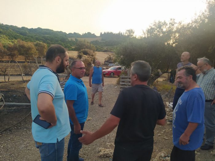 Κλιμάκιο του ΚΚΕ στις πληγείσες περιοχές από την πυρκαγιά στο Δήμο Ακτίου-Βόνιτσας