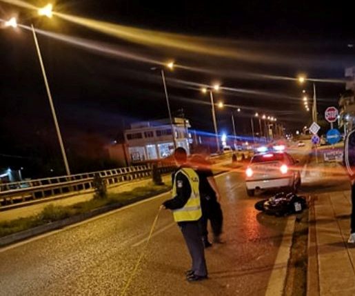 Στο Νοσοκομείο Αγρινίου οδηγός μηχανής μετά από τροχαίο στην Εθνική Οδό