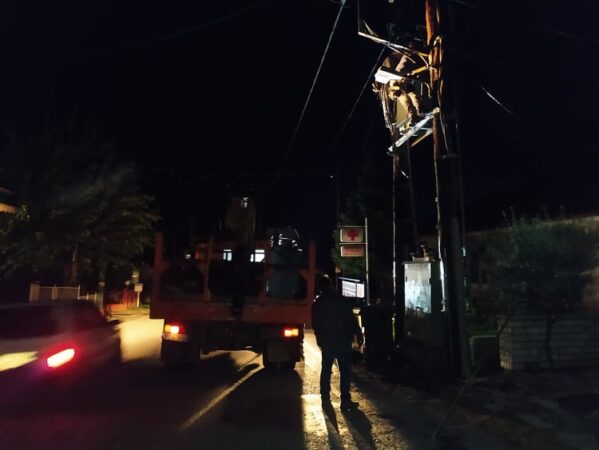 Διακοπή ρεύματος στο Θέρμο λόγω έκρηξης μετασχηματιστή σε κολόνα του ΔΕΔΔΗΕ