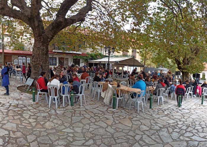 Κόνισκα: Με πολύ κόσμο η γιορτή τσίπουρου και κάστανου(βιντεο-φωτο)