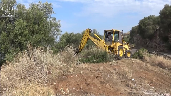 Αμφιλοχία: Συνεχίζει ο καθαρισμός του παραλιακού μετώπου (VIDEO)