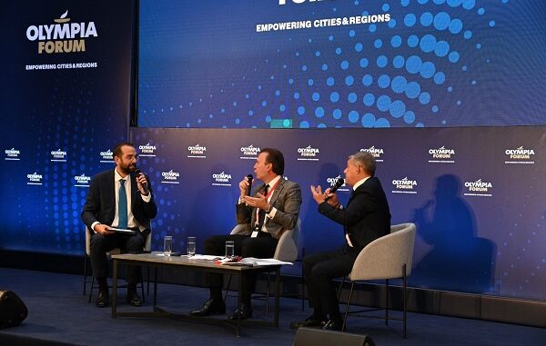 Το Υπουργείο Εθνικής Άμυνας στηρίζει έμπρακτα την ανάπτυξη των Υδροπλάνων