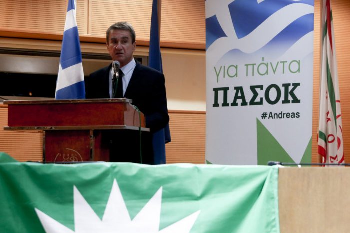 Λοβέρδος – «Αν εκλεγώ επιστρέφει ο ήλιος, η σημαία και τα εμβλήματα του ΠΑΣΟΚ»