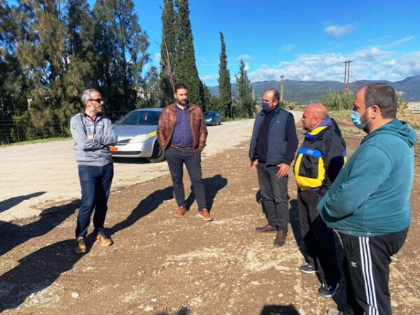 Στα έργα καθαρισμού της κοίτης του Εύηνου ο Αντιπεριφερειάρχης, Θανάσης Μαυρομμάτης
