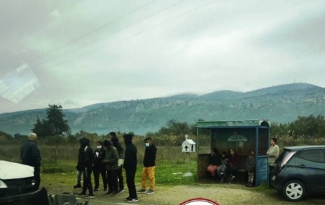 Μετωπική σύγκρουση αυτοκινήτων στο Αιτωλικό