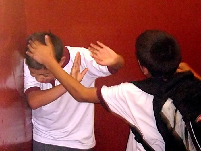 Θύμα άγριου bullying έπεσε ένας 8χρονος στο σχολείο του
