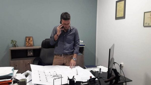 Ο Χρ. Κότσαλος, αντιπρόεδρος της Διοικούσας Επιτροπής των πτυχιούχων μηχανικών Ε.Ε.Τ.Ε.Μ. Αιτ/νίας