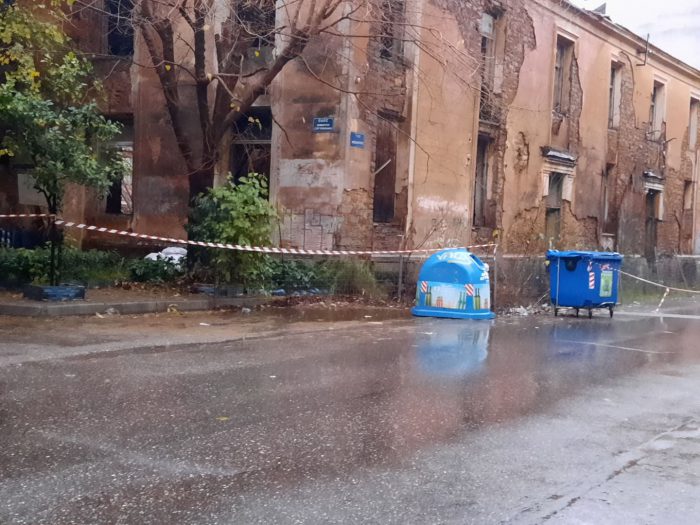 Αγρίνιο- Τι λέει ο δήμος για την κατάρρευση τμήματος  των Αποθηκών Ηλιού