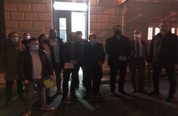 Η Νομαρχιακή Επιτροπή Αιτωλοακαρνανίας του ΚΙΝΑΛ δίπλα στην «Αλκυόνη»