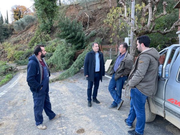 Επίσκεψη Θανάση Παπαθανάση στις πληγείσες περιοχές