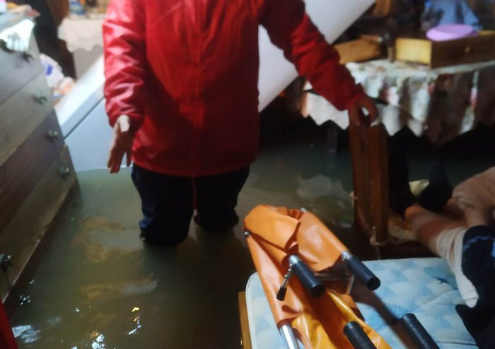 Πλημμύρες στο Μεσολόγγι: Ενημέρωση της Πυροσβεστικής για τα περιστατικά που παρενέβη – 24 κλήσεις για απεγκλωβισμούς