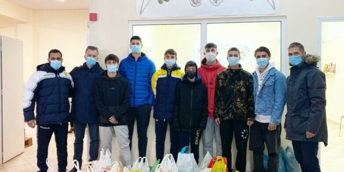 Παναιτωλικός: Προσφορά στο Κοινωνικό Παντοπωλείο