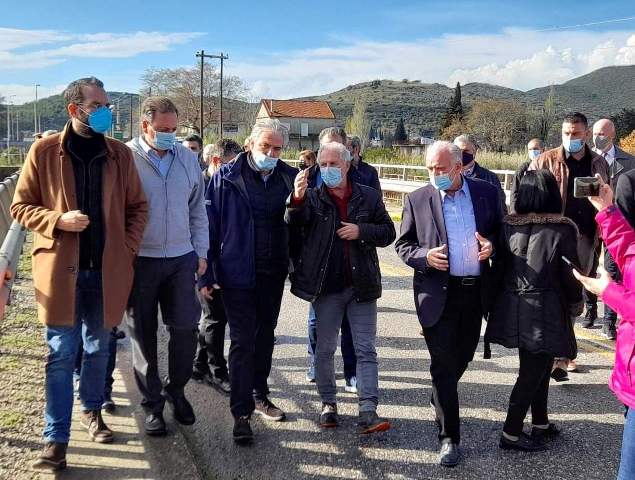 Ο Υπουργός Χρ. Στυλιανίδης στο Μεσολόγγι για τα προβλήματα κακοκαιρίας(φωτο)