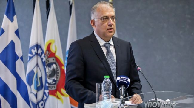 Συγχαρητήρια Θεοδωρικάκου στον αρχιφύλακα για την αποτροπή της γυναικοκτονίας στη Θεσσαλονίκη