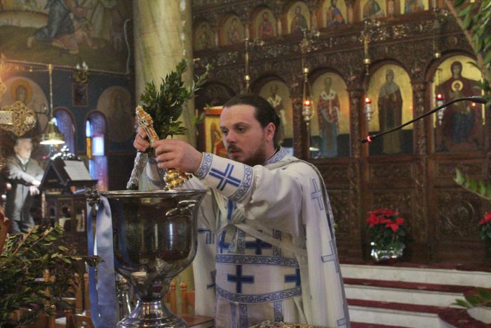 5 Ιανουαρίου Παραμονή της εορτής των Θεοφανείων στον Ι.Ν Αγίας Παρασκευής Αμφιλοχίας