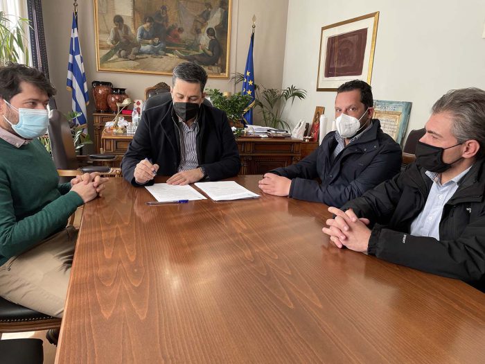 Προχωρούν έργα υδροδότησης σε Μακρυνεία, Στράτο, Νεάπολη και Παραβόλα