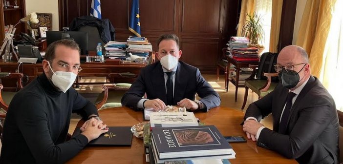 Συνάντηση Φαρμάκη με Πέτσα για την αποκατάσταση των ζημιών από τις πλημμύρες