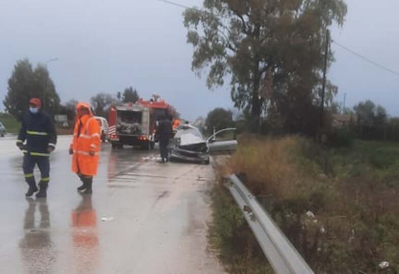 Νεκρή 17χρονη, τραυματίστηκε η μητέρα της στην Πατρών – Πύργου