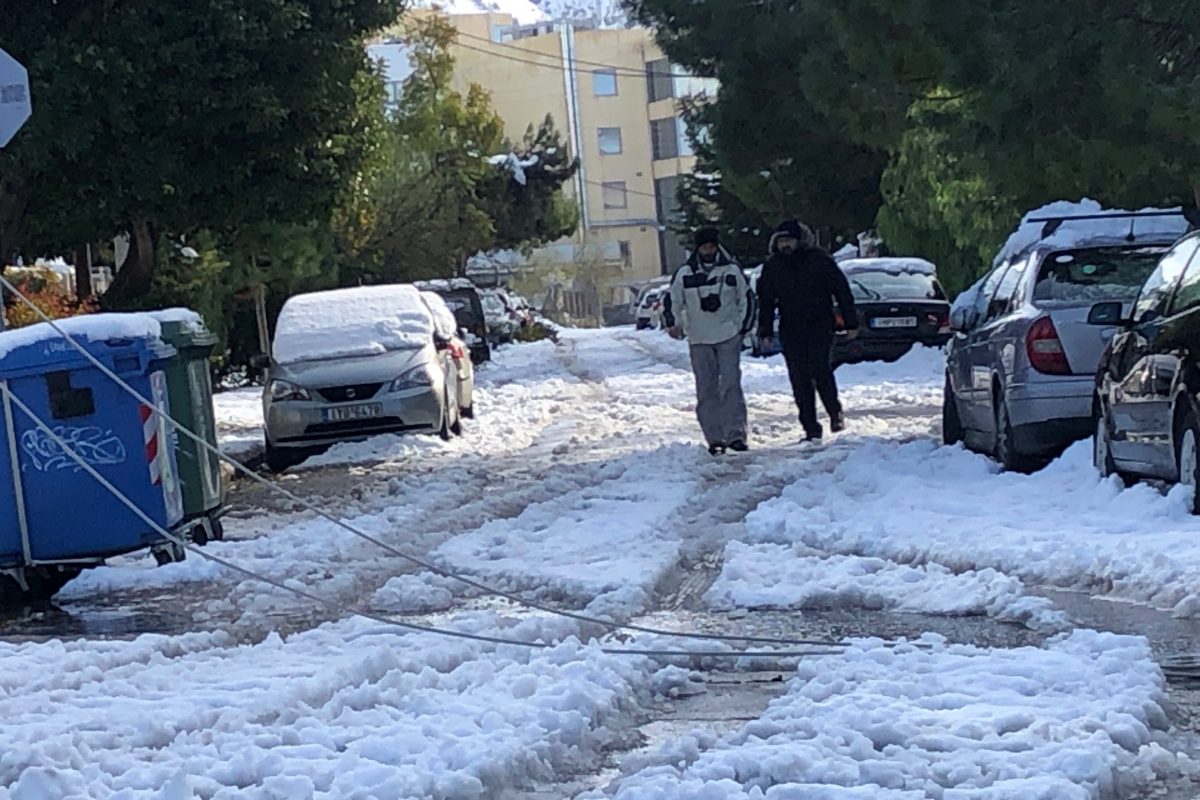 75 τόνους αλάτι από το Μεσολόγγι αγόρασε ο δήμαρχος Γλυφάδας