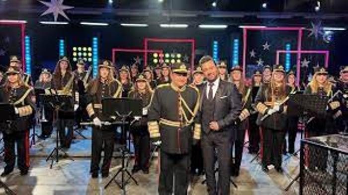 H Φιλαρμονική του Δήμου Αγρινίου στην εκπομπή “Ένα τραγούδι ακόμα” με τον Γ. Θεοφάνους