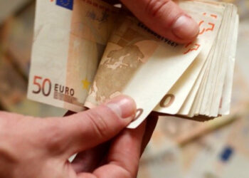 ΟΠΕΚΑ: Πότε πληρώνει τα επιδόματα