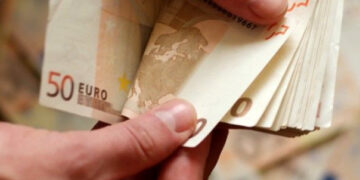 ΟΠΕΚΑ: Πότε πληρώνει τα επιδόματα