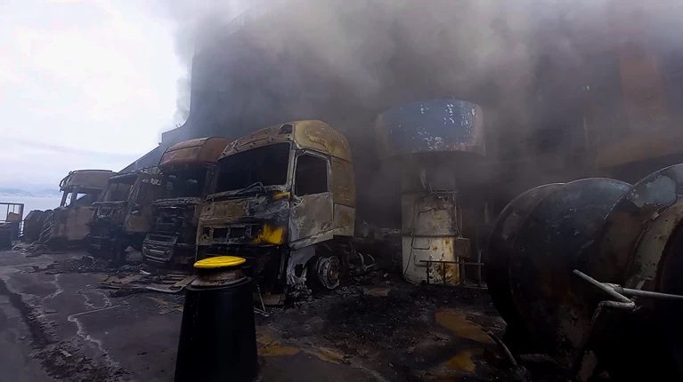 Euroferry Olympia: Βίντεο ντοκουμέντο από την επιχείρηση της ΕΜΑΚ στα αμπάρια του πλοίου