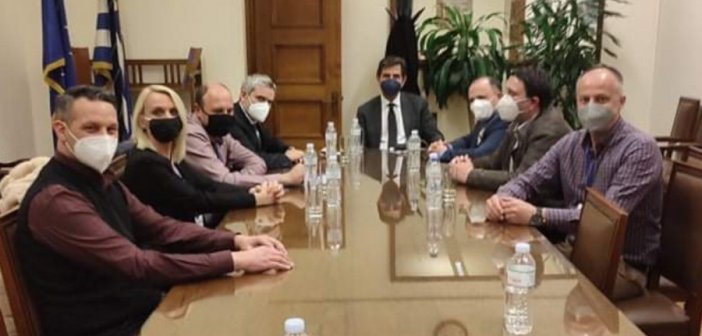 Συνάντηση με Κ. Καραγκούνη και Κ. Γκιουλέκα για ρυθμίσεις θεμάτων των ΠΟΜΕΝΣ και ΕΣΠΕΑΙΤ