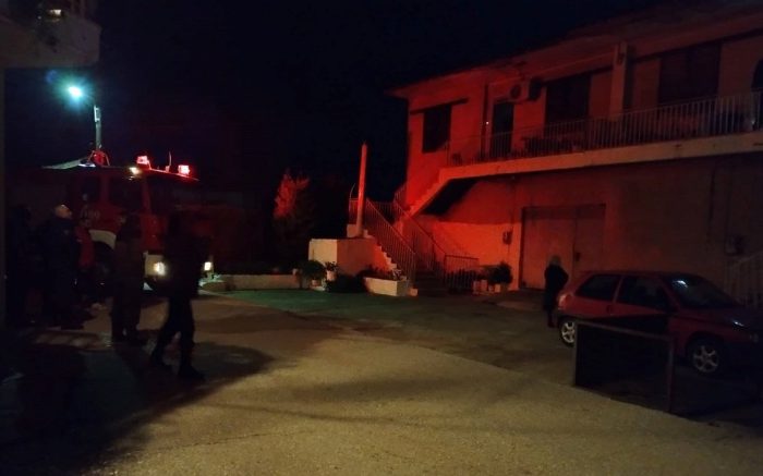 Αναστάτωση από φωτιά σε σπίτι στα Καλύβια