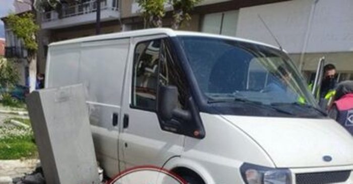 Μεσολόγγι-Τροχαίο ατύχημα κοντά στην πλατεία Κέννεντυ