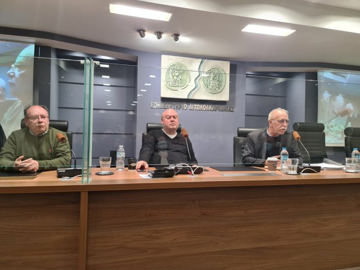Ο Δ.Βίτσας στην συνέλευση της ΟΜ Αγρινίου του ΣΥΡΙΖΑ