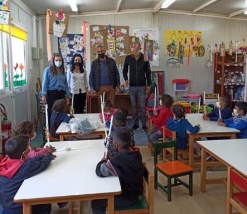 Στελέχη του Κέντρου Κοινότητας στο 14ο Νηπιαγωγείο Αγρινίου