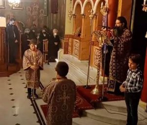 Αιτωλοακαρνανία-πιστοί συνέρρευσαν στους Ναούς στη σταύρωση του Ιησού Χριστού