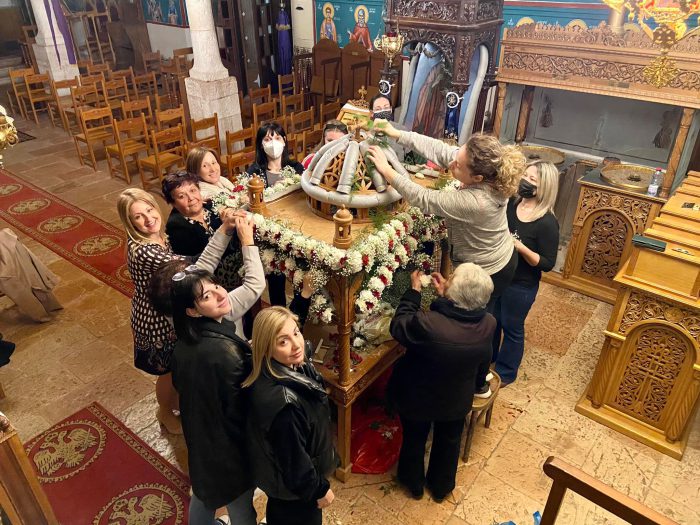 Με θεία ευλάβεια ο στολισμός των Επιταφίων σε όλη την Αιτωλοακαρνανία (φωτο  )