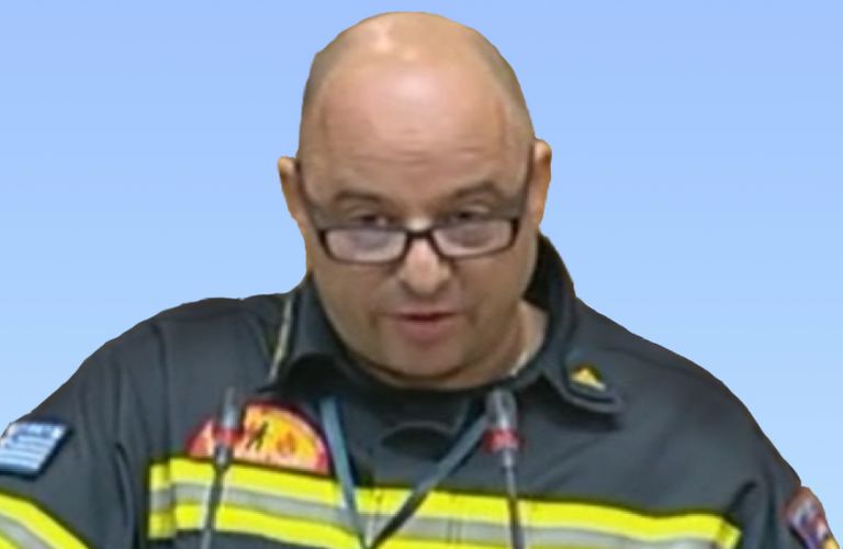 Ο Πρόεδρος των Εθελοντών Πυροσβεστικού Σώματος με πλούσια δράση και ζει μόνιμα στο Αγρίνιο