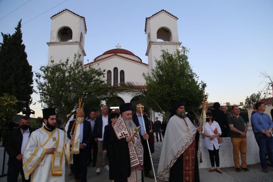 Η εορτή των Αγίων Κωνσταντίνου και Ελένης στο Αγρίνιο & στη Μακύνεια