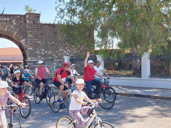 Εντυπωσιακή η συμμετοχή στον ποδηλατικό γύρο του Μεσολογγίου