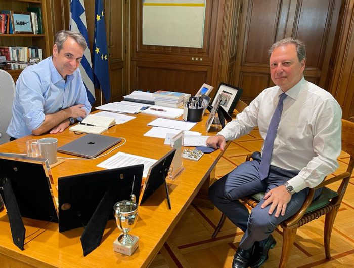 Συνάντηση του Σπήλιου Λιβανού με τον Πρωθυπουργό Κυριάκο Μητσοτάκη στο Μέγαρο Μαξίμου