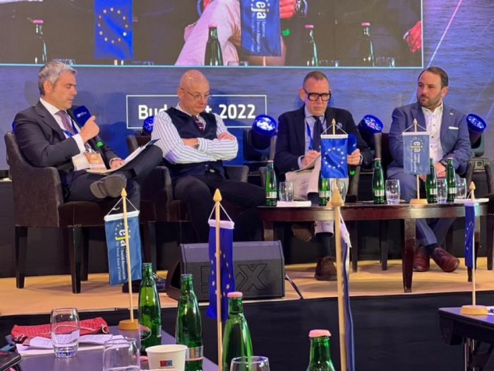 Συμμετοχή του Κώστα Καραγκούνη σε διεθνές συνέδριο στη Βουδαπέστη