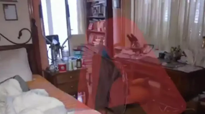 Οι διαρρήκτες έκλεβαν ενώ ο επιχειρηματίας κοιμόταν