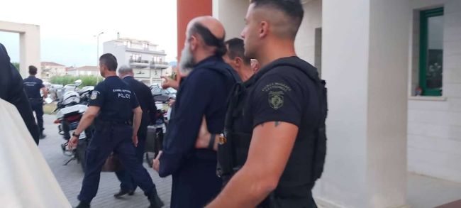 Έχω τη συνείδησή μου ήσυχη δήλωσε ο Αγρινιώτης βιαστής-ιερέας