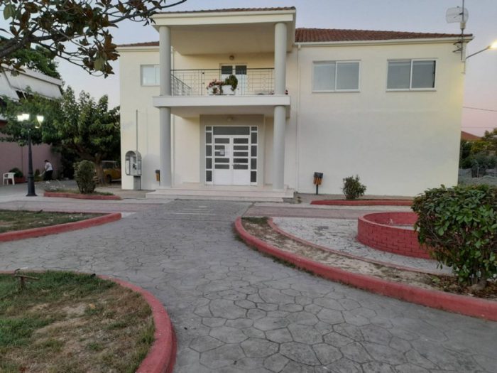 Ολοκληρώθηκαν οι εργασίες στο Κοινοτικό Κτίριο Καλυβιων