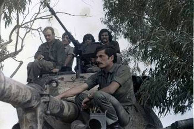 Ο Κώστας Δρόσος, Μεσολογγίτης πολεμιστής στην Κύπρο το ’74 μιλά στον «Ριζοσπάστη»