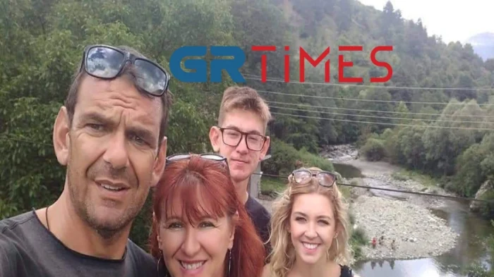 Πανελλήνιες 2022: 46χρονη πέρασε στην ίδια σχολή με το γιο της – «Τη διάβαζε» η κόρη της