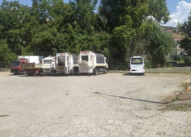Άδειασαν ρεζερβουάρ φορτηγού στο Θέρμο και έφυγαν ανενόχλητοι