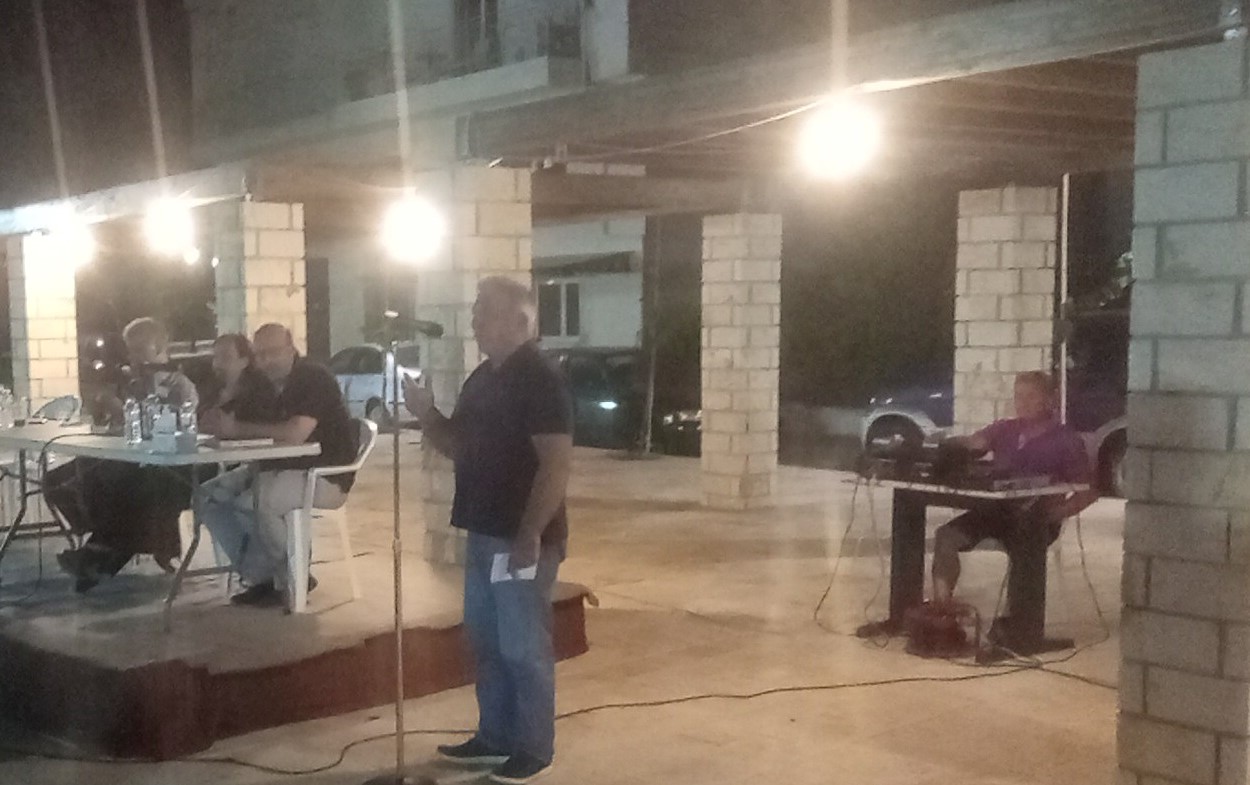 Παρουσιάστηκε στον Αστακό του βιβλίο του Γιώργου Παληγεώργου “ΧΩΡΙΣ ΒΑΛΙΤΣΑ”