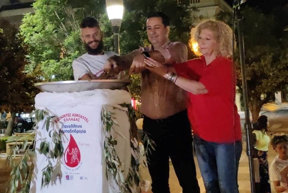 Το Αγρίνιο με τον πρωταθλητή Φώτη Ζησιμόπουλο υποδέχθηκε την “φλόγα της αγάπης”!